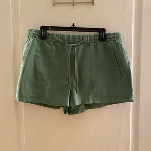 GAP Army Green Cargo Shorts